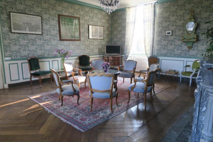 Chateau De Vitry-La-Ville Buitenkant foto
